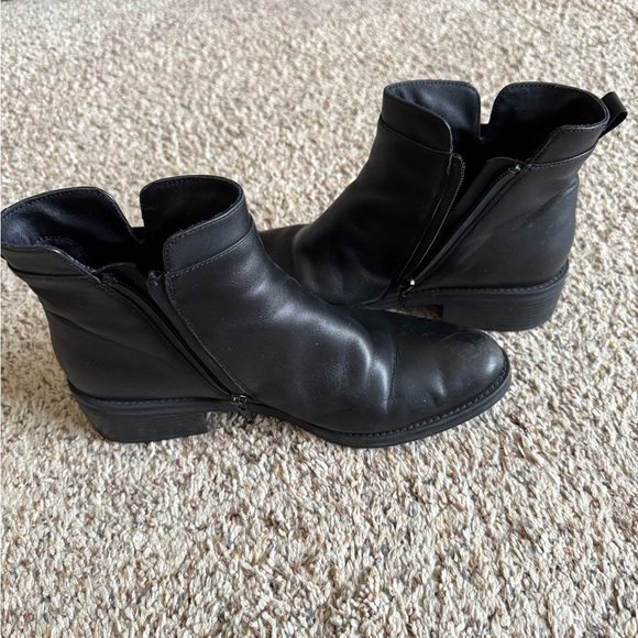 Vaneli - flat boot - originally purchased at Nordstrom. - Picture 4 of 7